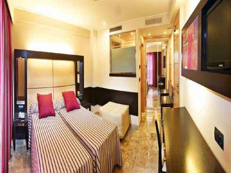 Mll Mediterranean Bay - Adults Only El Arenal  Exterior foto
